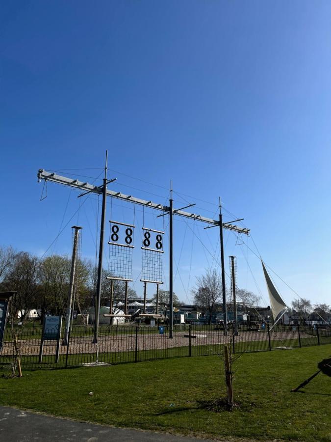 Holiday Home Breaks At Tattershall Lakes Coningsby Extérieur photo